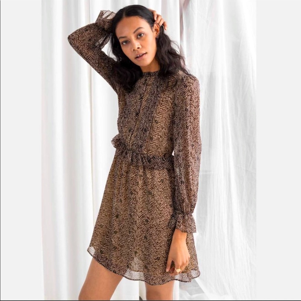 & Other Stories Brown Ruffle Printed Dress
